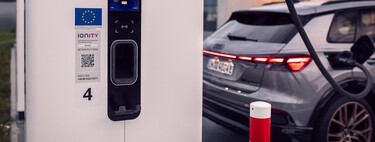 Cómo cargar nuestro coche eléctrico: dónde, cuándo y cómo tener las baterías siempre a punto