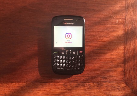 Viejo Blackberry 8520 Instagram
