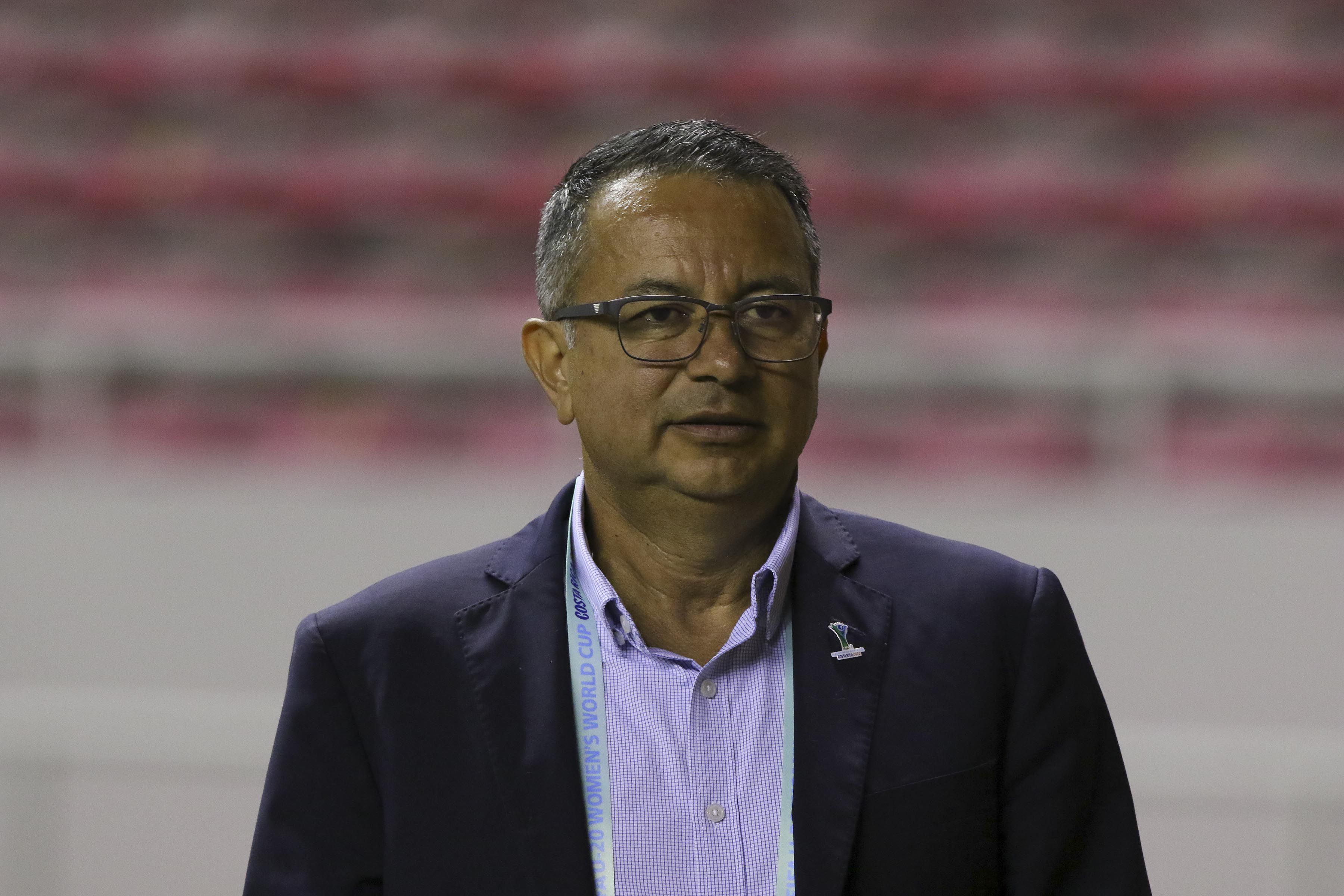 A Rodolfo Villalobos le gustaría que Bryan Ruiz también tenga una despedida con la Selección de Costa Rica en territorio nacional.
