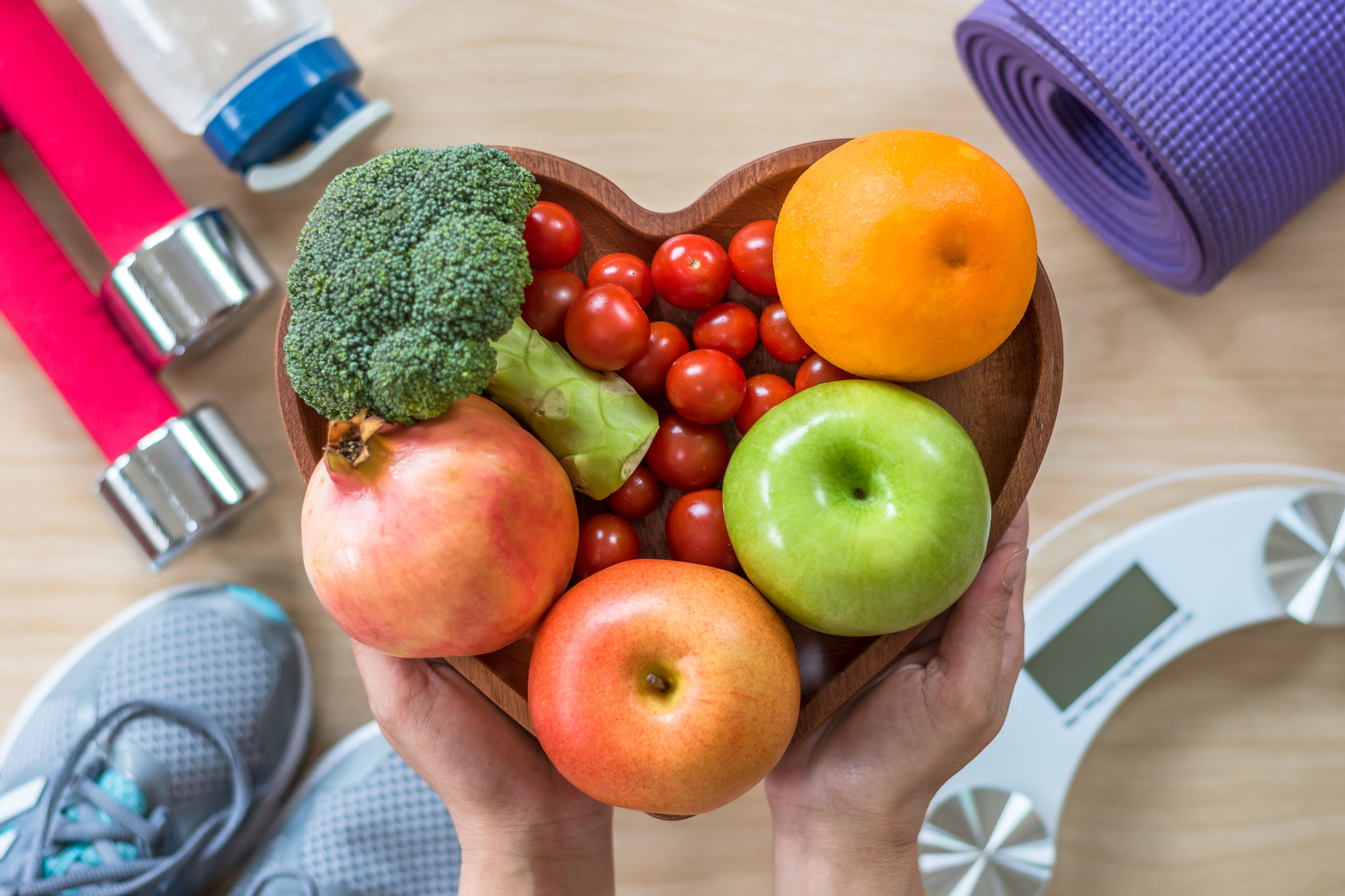 Un estilo de vida que incluya consumo de frutas y verduras a diario y buen nivel de actividad física bajará el riesgo de morir de forma prematura de una enfermedad crónica.