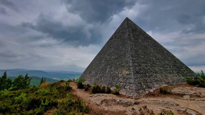 Pirámide de Balmoral.