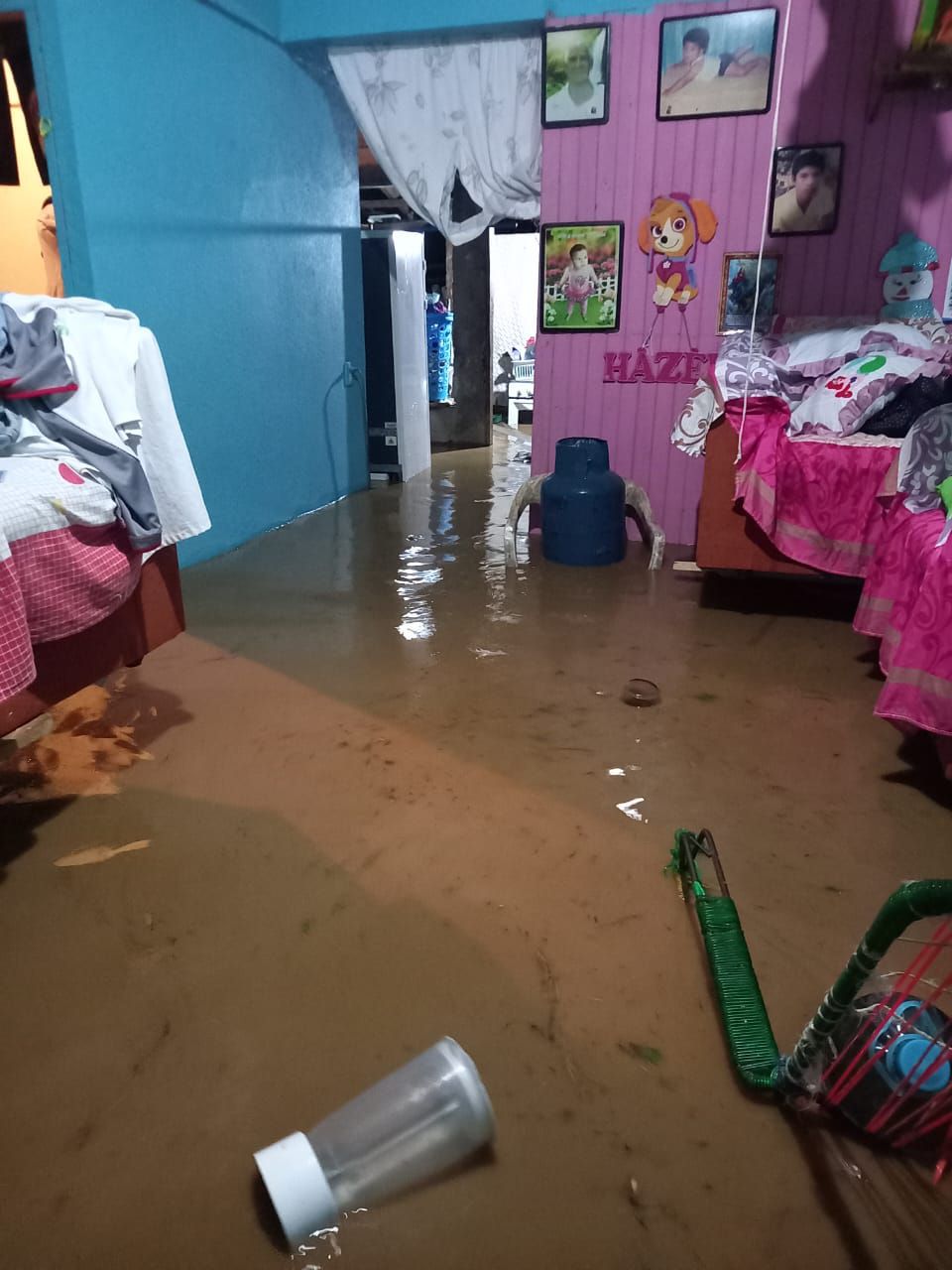 Las lluvias provocaron inundaciones en el cantón de Guatuso y afectaron algunas viviendas.