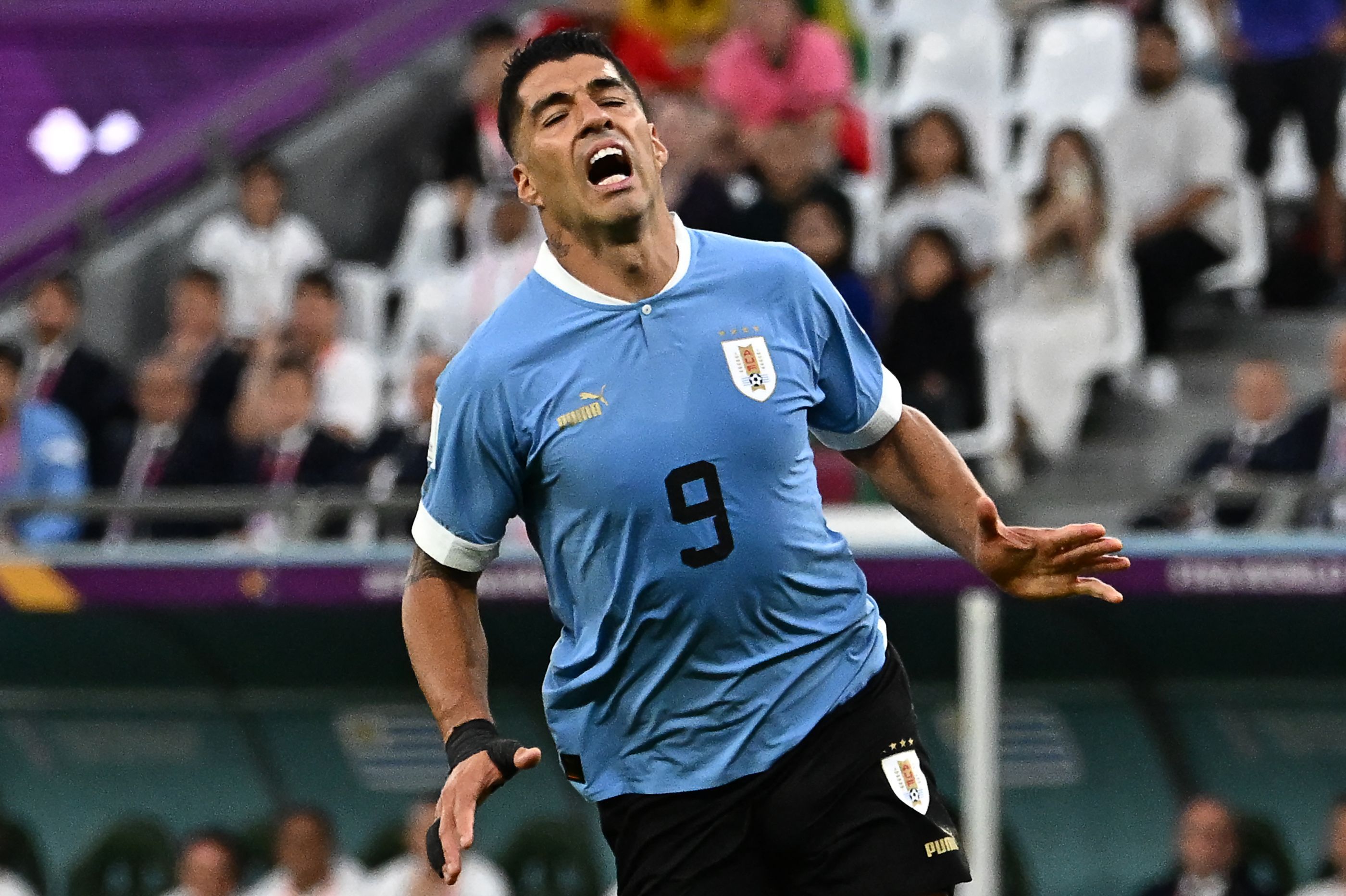 Luis Suárez no se vio bien ante Corea, lo sustituyeron al minuto 64 y con Edinson Cavani en su lugar, Uruguay fue más fuerte en ofensiva.