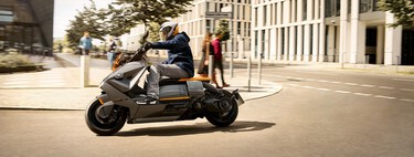 El BMW CE 04 llega a España : precio y disponibilidad de la moto eléctrica con más de 100 km de autonomía