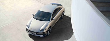 Hyundai Ioniq 6: el nuevo coche eléctrico aprende de nuestra manera de conducir y hasta la imita