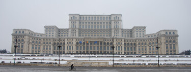 El edificio más pesado del mundo está en Europa y es una herencia comunista: 1.250.000 toneladas de acero y hormigón