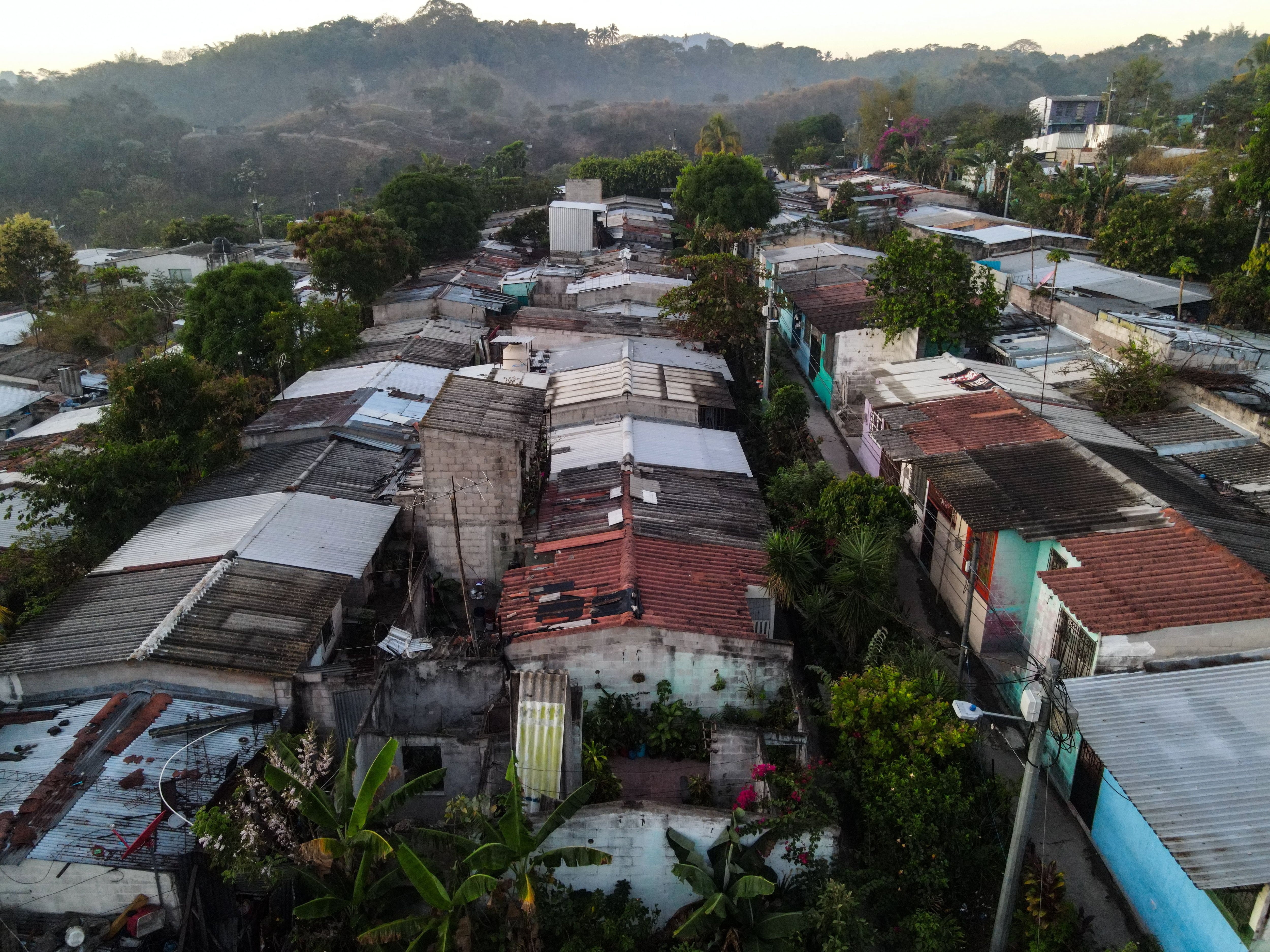 Vista aérea del barrio La Campanera durante las elecciones presidenciales y legislativas.
